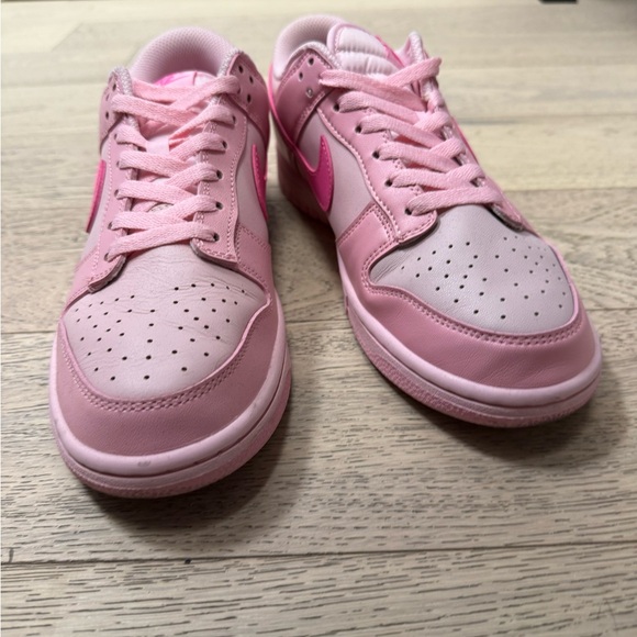 Nike Women's Dunk Low Triple Pink Sneakers - Picture 3 of 11